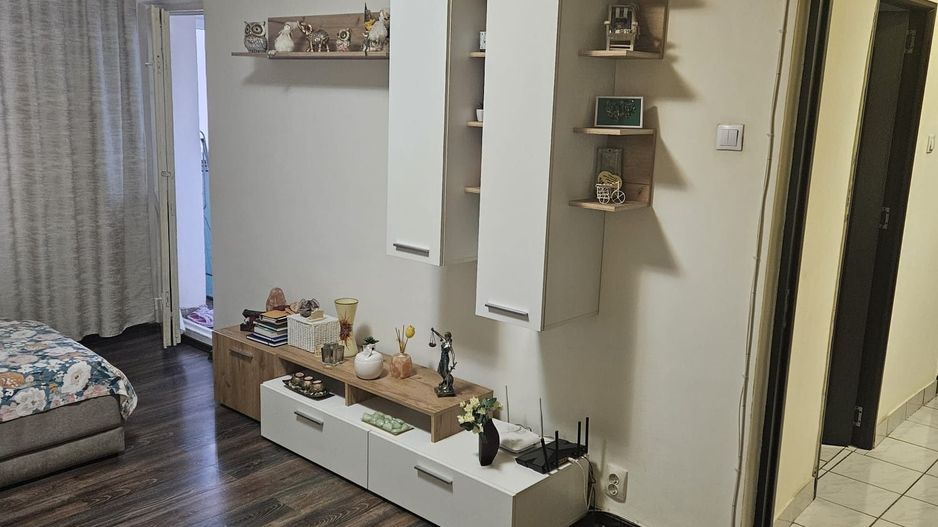 Vanzare apartament 2 camere – decomandat – Sector 5, Str. Dobrun nr. 4 - Poză 4