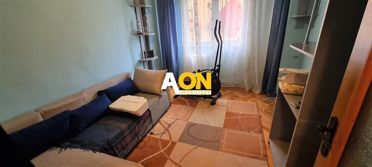 Apartament cu 4 Camere, Etaj 1, Zona Cetate - Poză 1