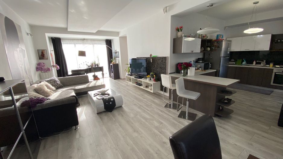 Casa individuala zona Aradului - Poză 3