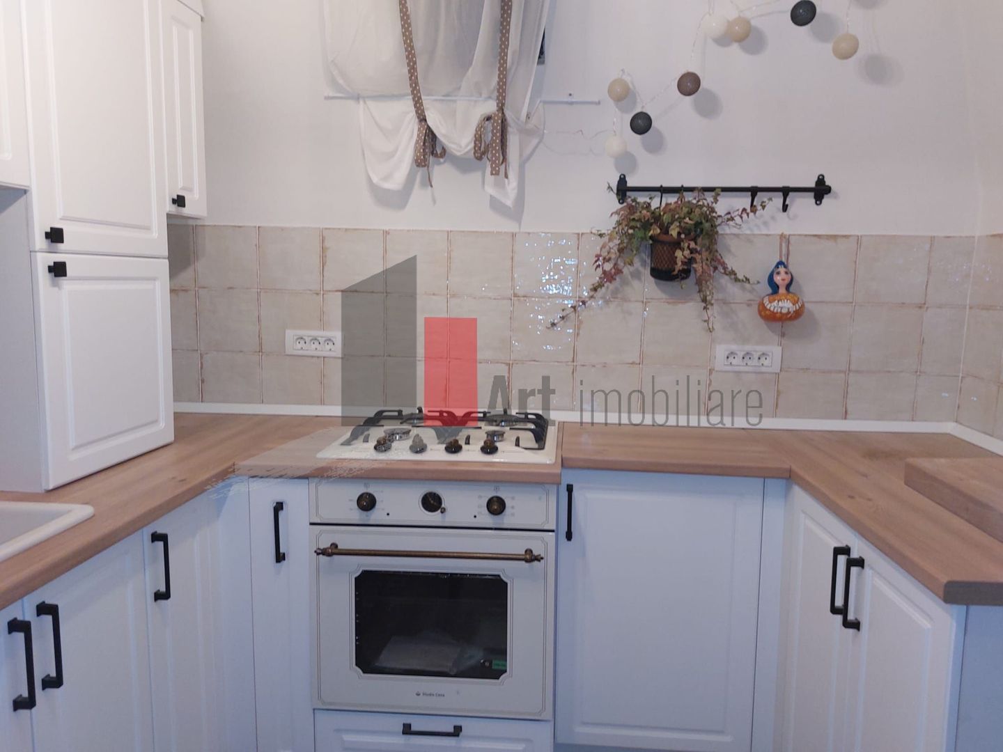 Apartamentul "DISINJATUR" , et. 1/1 in vila stil neoromanesc - Poză 16