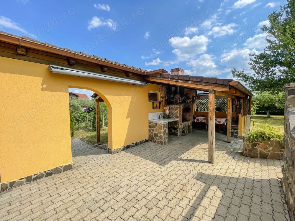 Casă 412 mp teren 1700 mp, zona Bercu Rosu. - Poză 4