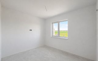 COMISION 0! Duplex finalizat. 5 camere, 3 bai. Panouri fotovoltaice. - Poză 15