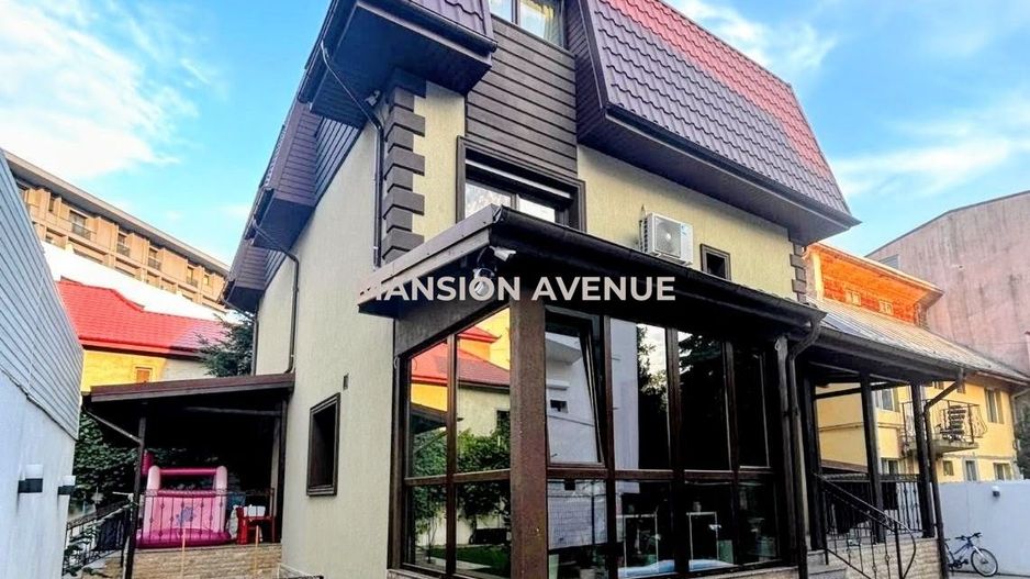 Vila premium cu gradina individuala -  Baneasa, langa parcul Herastrau - Poză 1