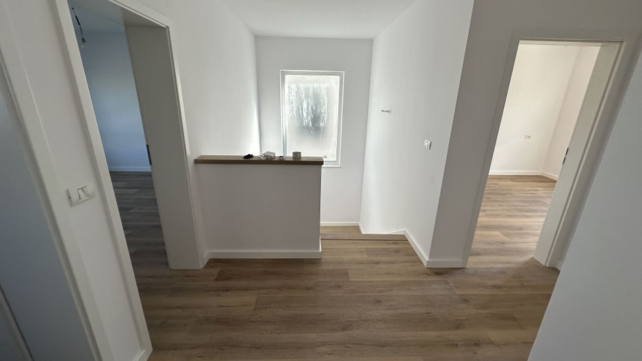 Duplex despartit prin spatiu tehnic - Poză 14