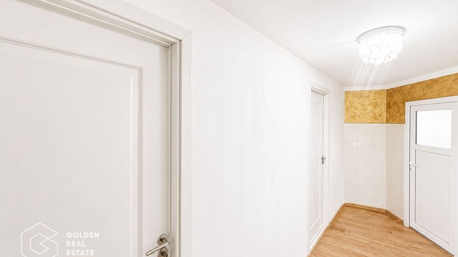 Spatiu pretabil salon infrumusetare, cabinet, 8 camere, Boul Rosu, 200mp - Poză 8