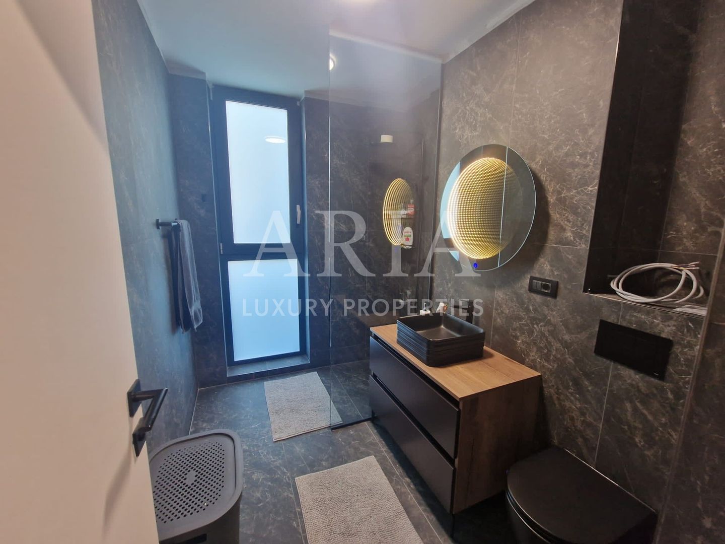 LUXURY SMART VILLA - ROOFTOP POOL - FIRST RENT - Poză 12