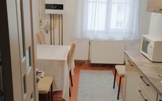 2 Camere-Decomandat-Centrala Termica-Mobilat-Utilat-Cornitoiu - Poză 3