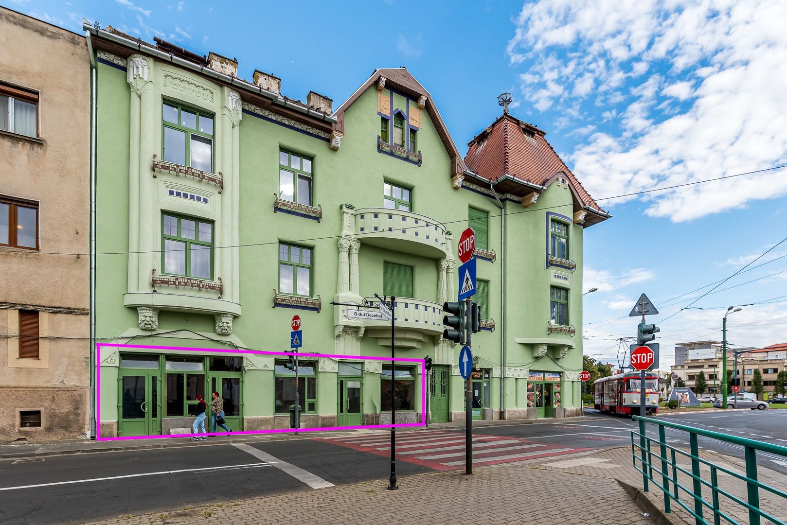 Spațiu comercial spre închiriere | Zona Boul Roșu – Palatul Steiner - Poză 1