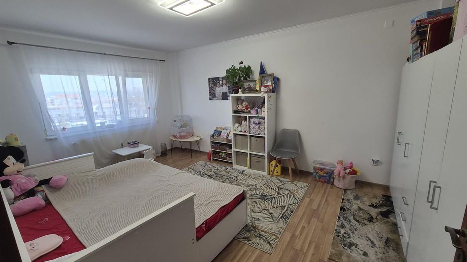 Apartament 2 camere, decomandat, Cetate, et.3 - Poză 2