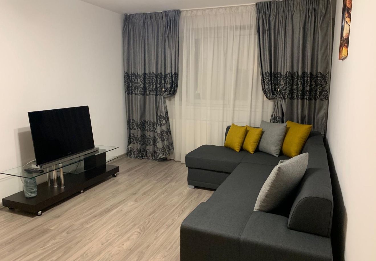 AP. 2 CAMERE OBOR, BUCATARIE INCHISA, REABILITAT, METROU 5 MINUTE - Poză 1