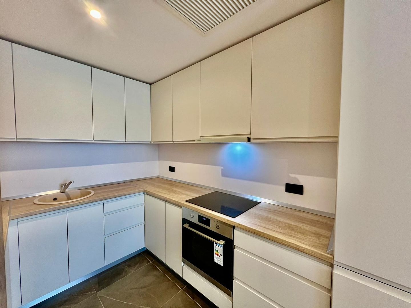 Apartament modern 3 camere I One Herastrau Towers - Poză 13