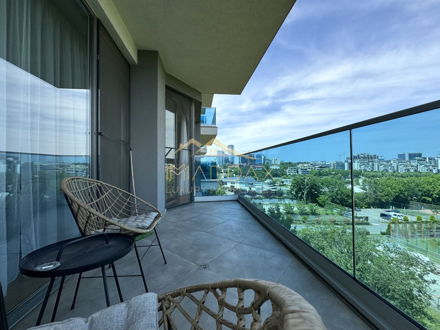 Apartament cu 2 camere *Fully Furnished* + Parking/Floreasca - Amazing Lake View - Poză 4