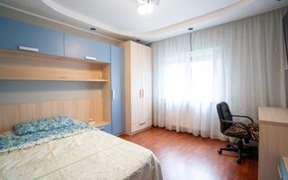 Apartament 3 camere tip PB decomandat Rogerius et 2 din 4 - Poză 2