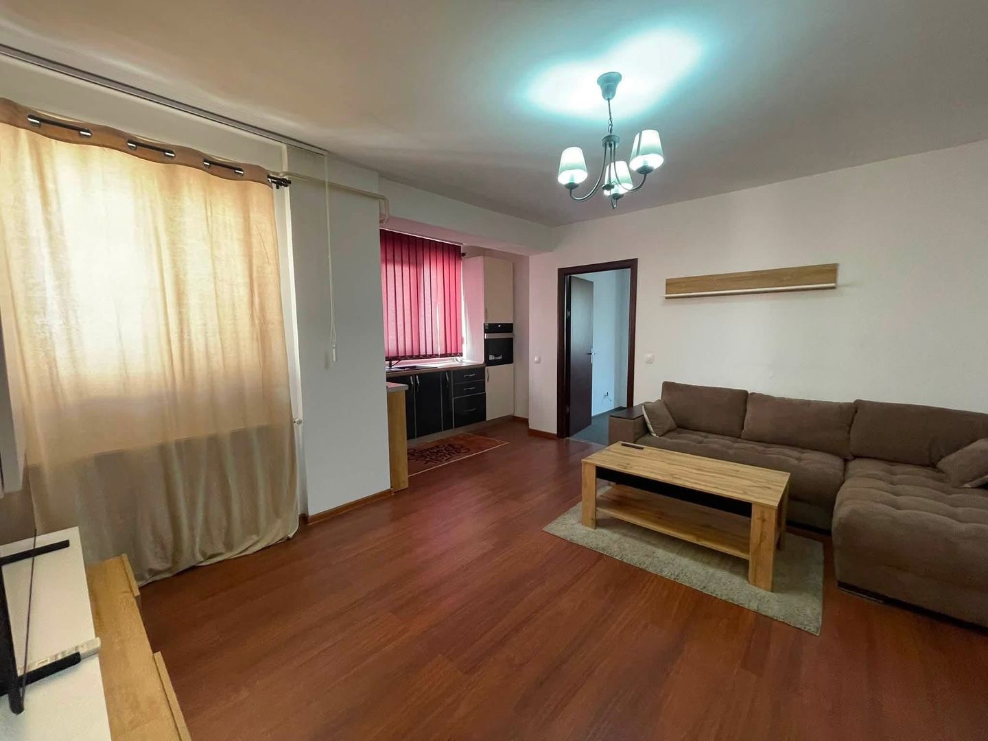 Apartament 2 camere 1 Mai Sara - Poză 1