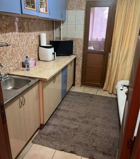 Apartament cu 3 camere Crângași - Poză 1