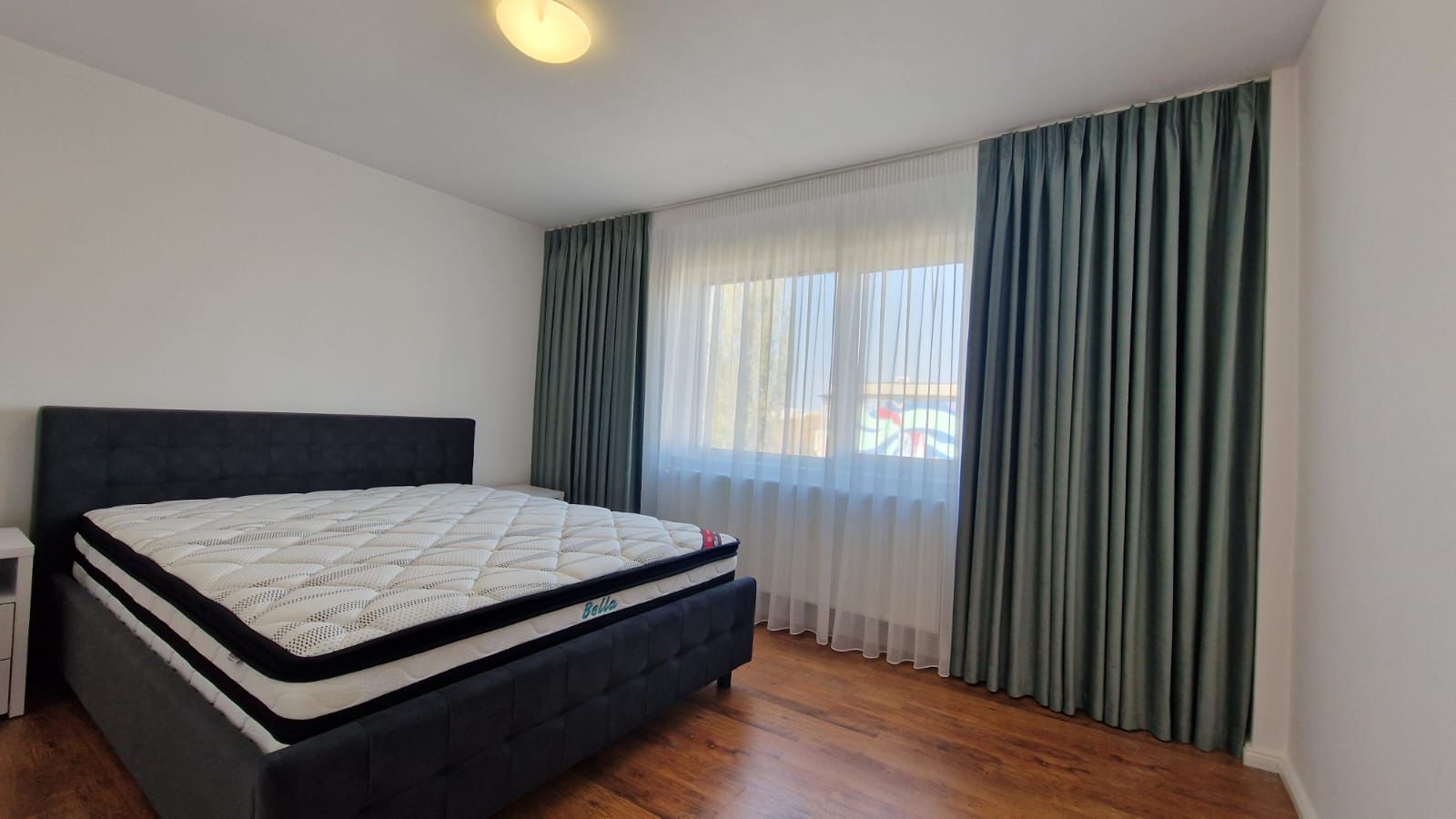 AP. 3 CAMERE- VACARESTI, CENTRALA PROPRIE, PARCARE INCLUSA, METROU - Poză 2