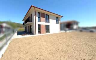 Casa cuplata in zona accesibila cu CF/TVA INCLUS. - Poză 1