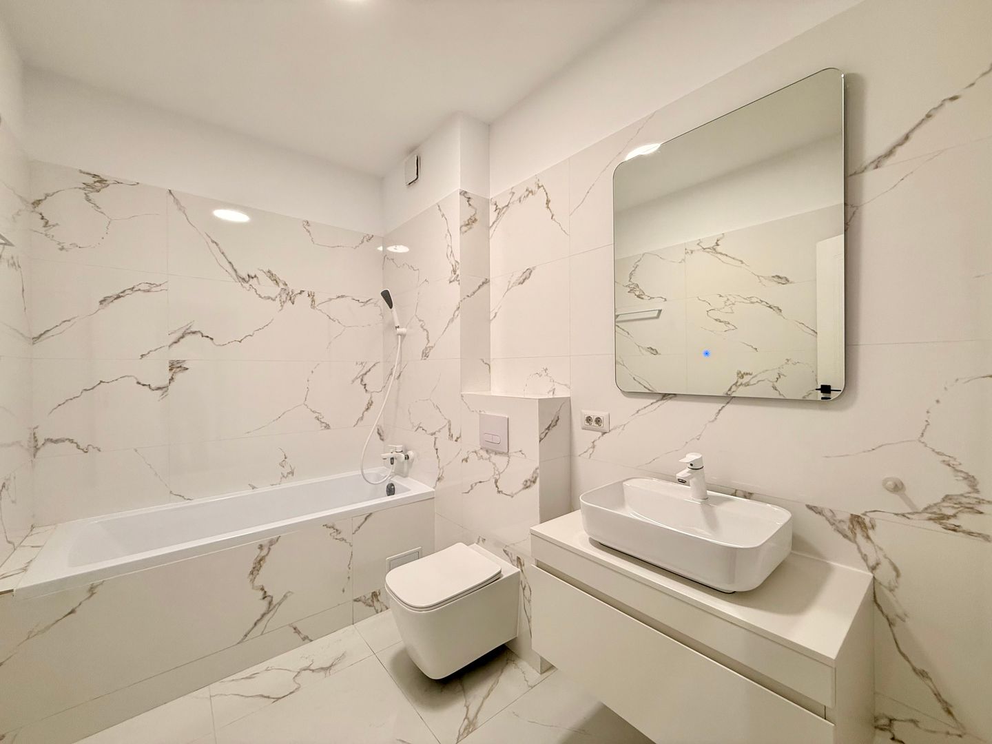 Apartament 2 camere Crystal North Pipera – mobilat. - Poză 13