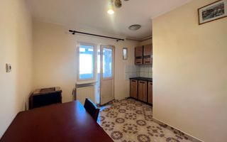 2 camere de inchiriat, decomandat, etaj intermediar - Str. Macului - Poză 8