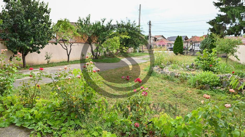 Casa cu 5 camere de vanzare | Teren 930 MP | Bărcănești | Comision 0% - Poză 27