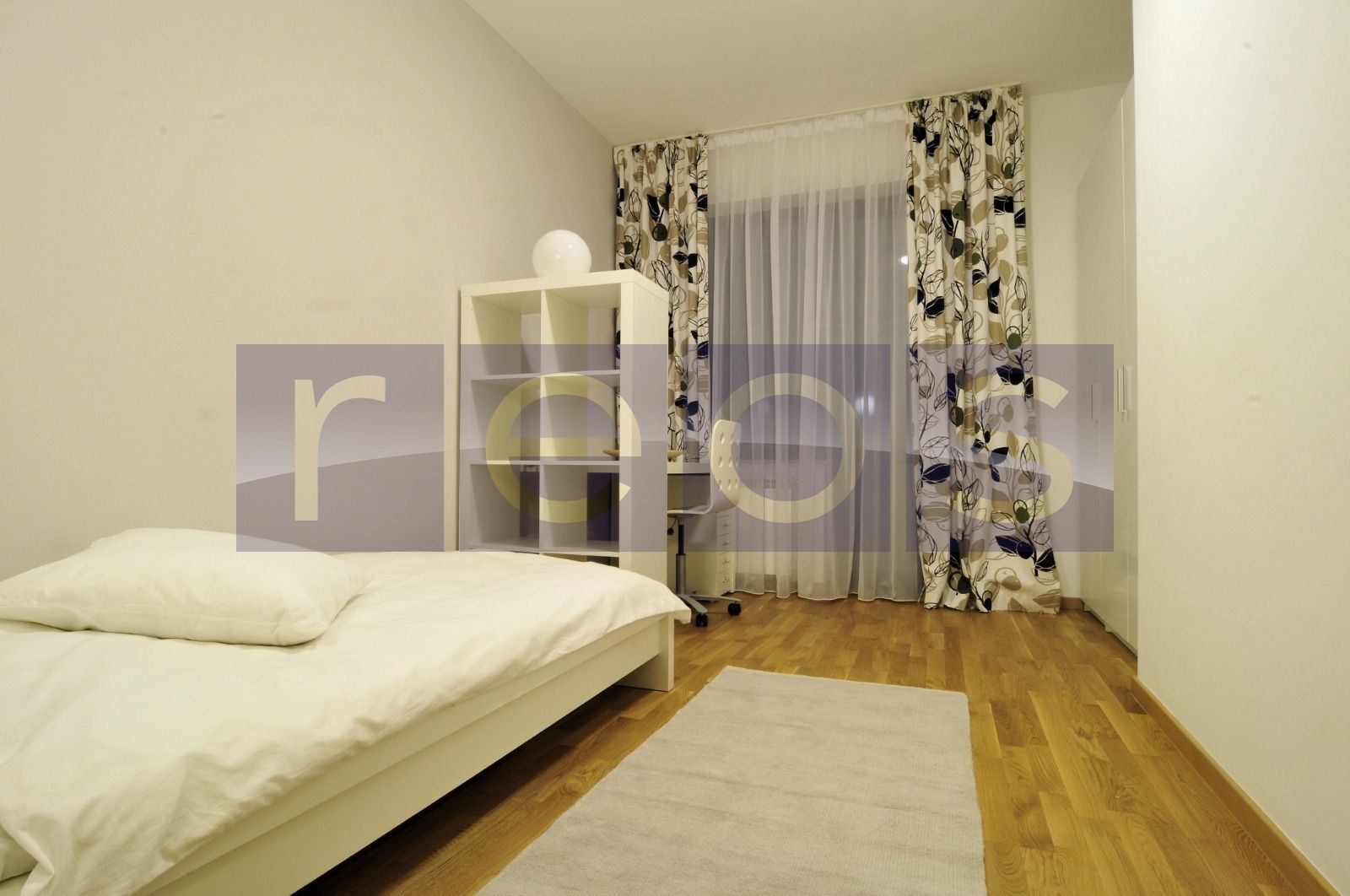 VANZARE APARTAMENT DEOSEBIT 140MP | 4CAMERE | MOBILAT-UTILAT | PARCARE - Poză 5