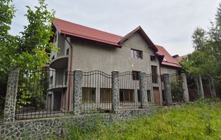 Vand casa 11 camere, P+2, zona OM, pretabil gradinita privata, etc!