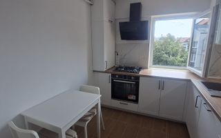 Ultracentral – Apartament 3 Camere Decomandat "La Cheie", Renovat 2025 - Poză 9