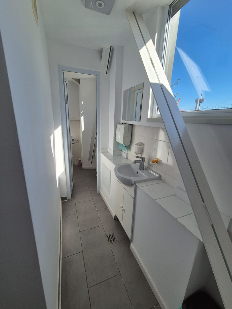 Hală premium 1.317 mp de vânzare, Pantelimon, birouri 496 mp - Poză 12