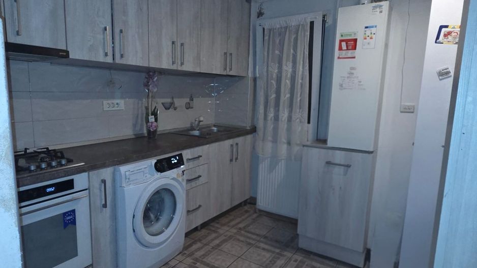 Apartament de vanzare 2 camere, zona Gemenii, Astra, Brasov - Poză 4