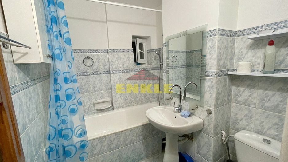 Apartament cu 4 camere de închiriat, etaj 3 - Poză 5