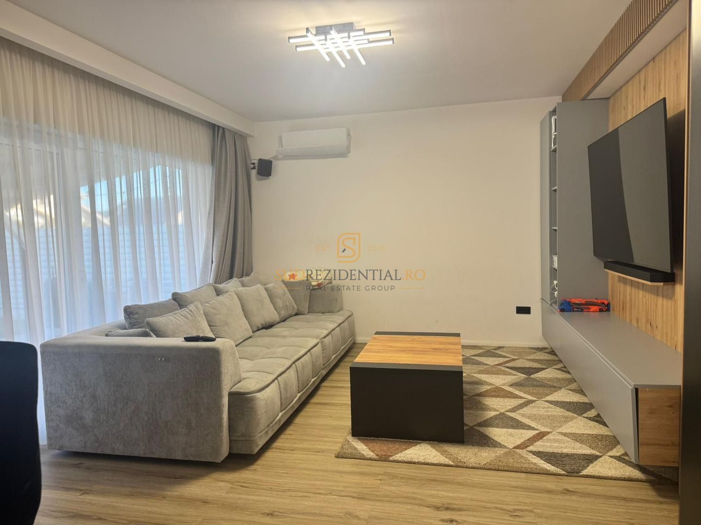 Casa individuala cu 5 camere, complet mobilata si utilata, Com Berceni - Poză 4