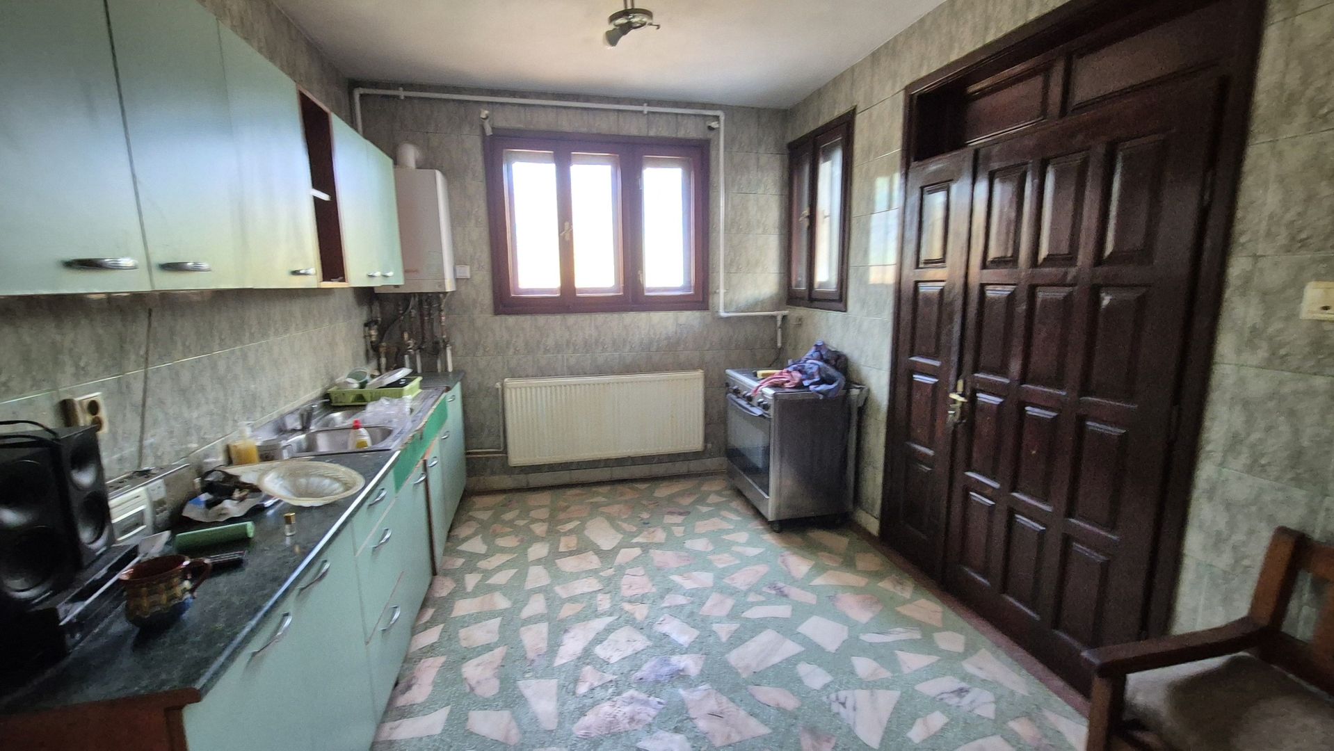 Casa P+2 - 244,08 mp + anexa + Garaj + teren 248 mp - Parcul Carol - Poză 10