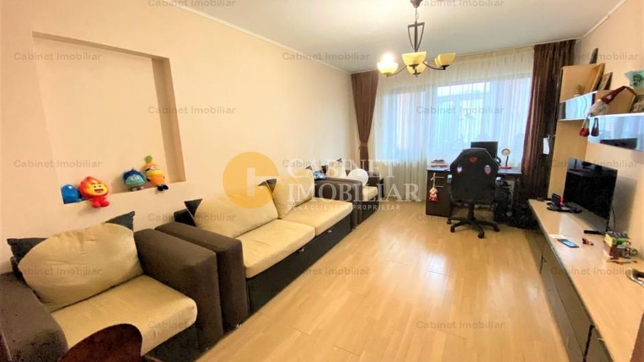 Apartament cu 2 camere decomandat, etaj intermediar in Piata Voievozilor - ACB - Poză 1