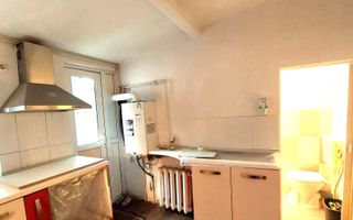Casa de vanzare curte individuala, centrala, Lacul Tei! - Poză 4