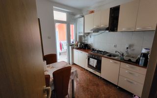 Apartament cu 3 camere de inchiriat Alba Iulia - Poză 3