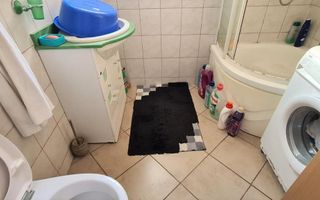 Casa pentru 2 familii, 7 Camere, 2 Garaje, 1500MP Teren - Poză 12