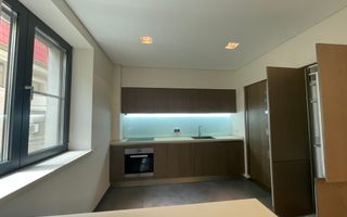 APARTAMENT SPATIOS DE LUX CU 4 DORMITOARE LA INCHIRIERE IN PRIMAVERII - Poză 10