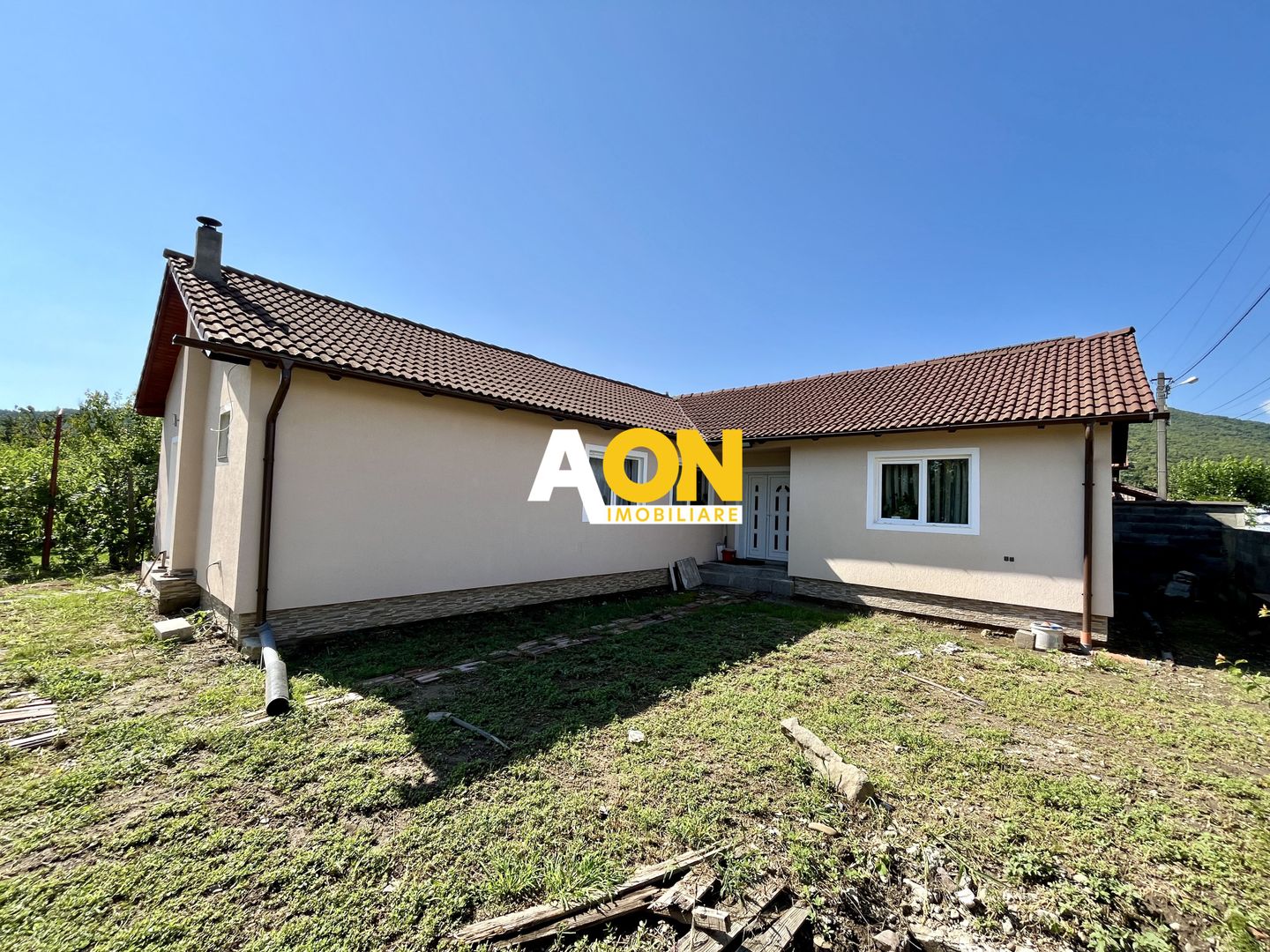 Casă Individuală, 1056mp de Teren, Șard - Poză 1