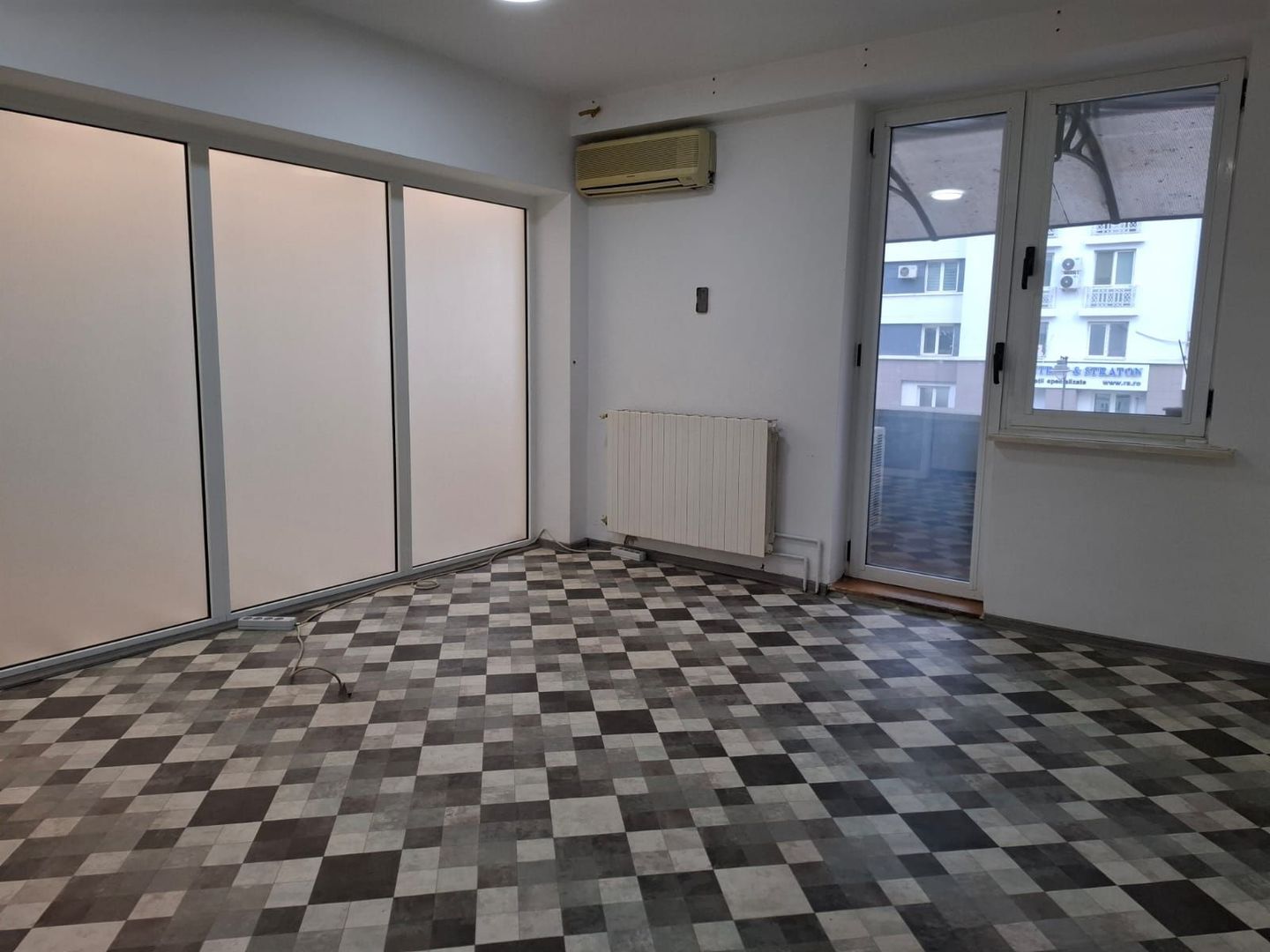 URGENT!,  IMOBIL BIROURI, STRADAL, RANDAMENT MINIM 8%/an, NEGOCIABIL - Poză 9