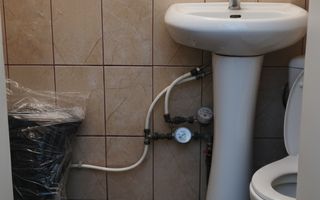 Spațiu comercial modern, ideal birou sau magazin - Poză 7