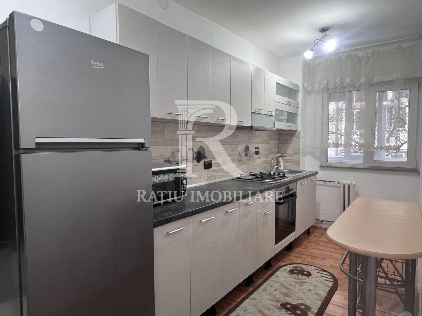 Apartament cu 1 camera | Etaj intermediar | Rogerius | Oradea - Poză 1