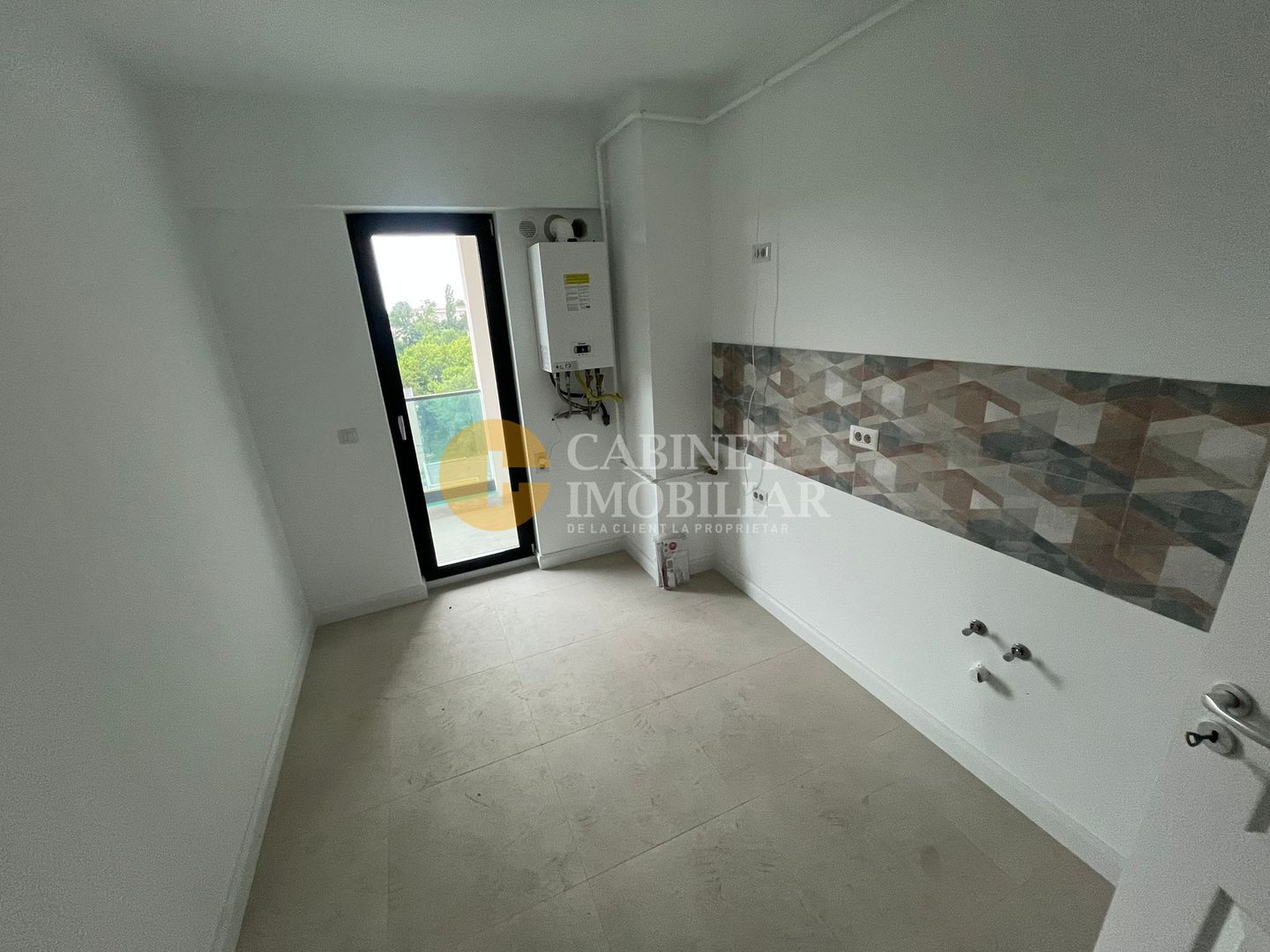 Apartament 2 camere decomandate, ET. INTERMEDIAR de vânzare | Tătărași – Iași - Poză 3