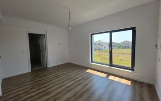 Vila 4 Camere | Curte amenajata - Poză 17