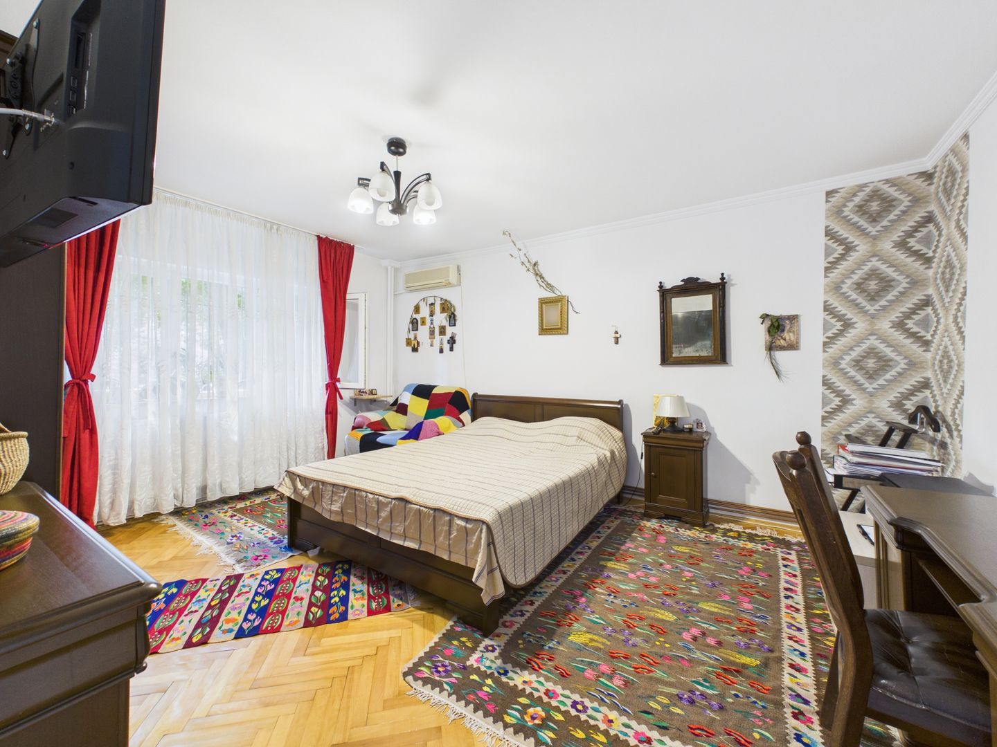 Apartament cu 4 camere de vanzare, Centrala proprie, 13 Septembrie - Poză 17