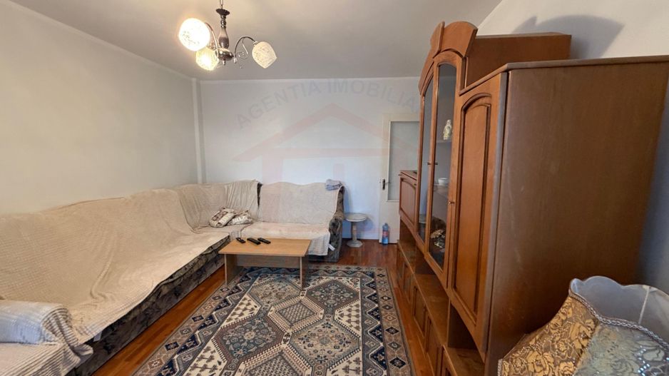 APARTAMENT 4 CAMERE | Piața Centrală | 700 €/lună - Poză 4