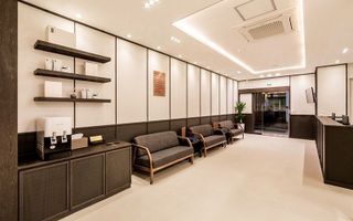 Spatiu comercial de inchiriat sau vanzare, ideal clinica medicala sau birouri - Poză 7