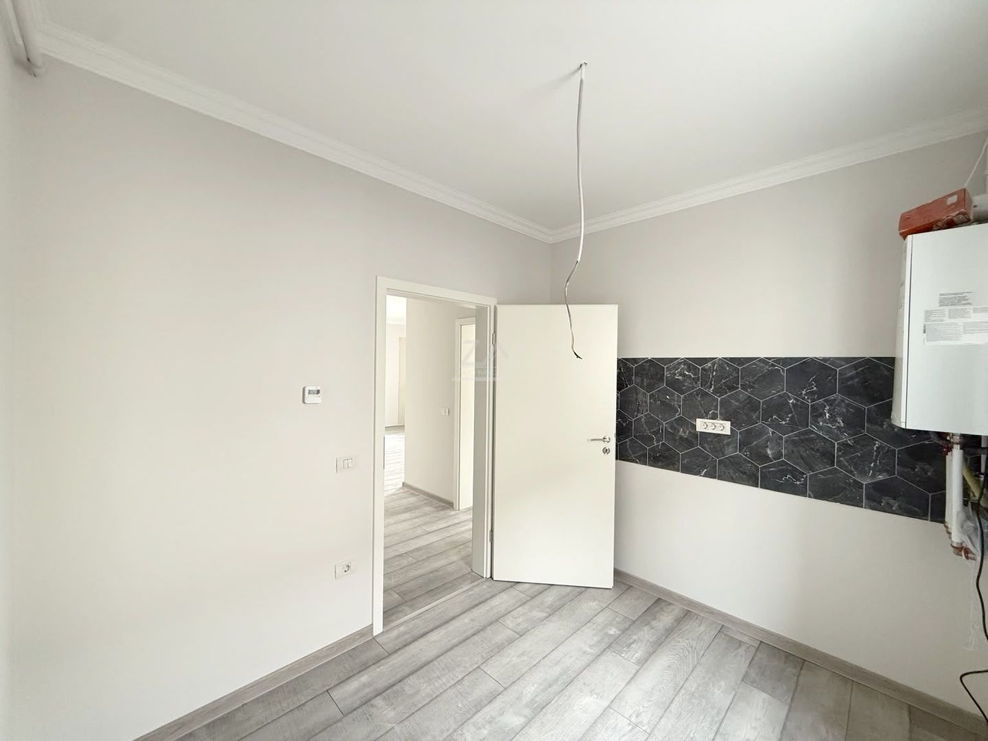 Bloc finalizat Etaj 1. Finisaje premium. Loc de parcare. - Poză 5