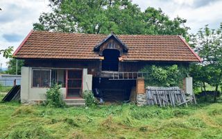 Casa cu teren la Polovragi - Poză 5