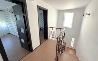 Casa P+1 - 703mp teren - 176mp casa - panouri solare - Consul - Poză 13