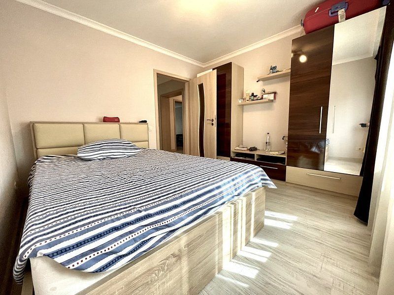 Piaţa Unirii - 3 camere, decomandat, renovat, et 1 - Poză 10